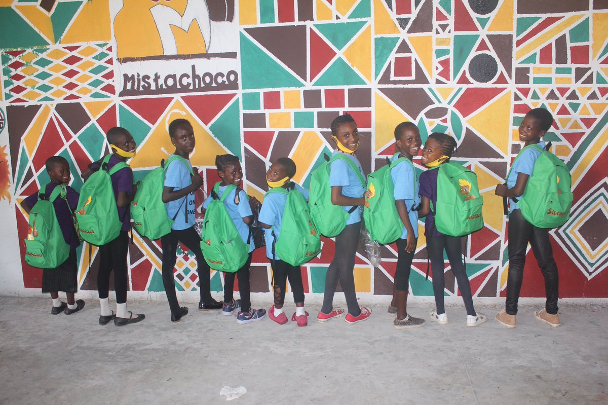 dreamcatchersDA's tweet photo. And everyone at Mistachoco had a surprise gift for the girls!!!
New School Bags they can Rock to school!!!

Thank you @mistachoco for helping us Have a great time! Can’t wait to visit again! https://t.co/IeJ9NBEA8c