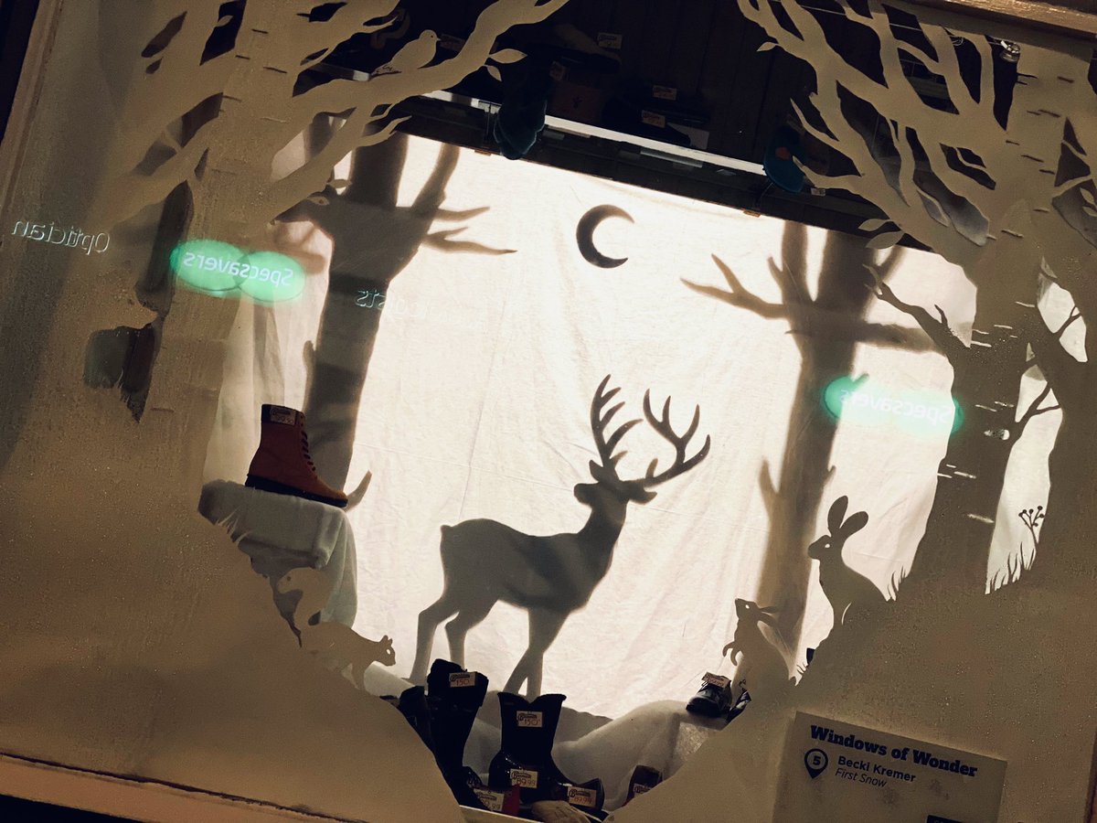 IanOrton2's tweet photo. Winter vibes courtesy of @appetitestoke &amp; @StokeontrentBID with the #WindowsOfWonder trail in Hanley ☃️❄️ #StokeOnTrent #Christmas https://t.co/4B7eVfaHwv
