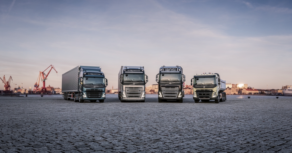 Bringing Alexa into <a href="/VolvoTrucks/">Volvo Trucks</a> to help drivers experience a voice-forward digital cabin. Learn more from the interview with Samuel Nerdal.  #AlexaAuto  developer.amazon.com/en-US/blogs/al…