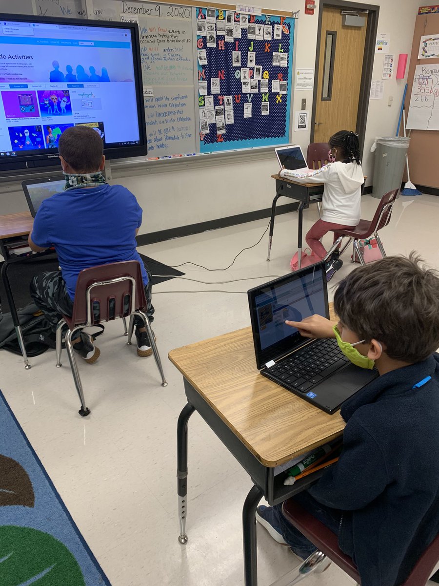busseypecoach's tweet photo. I loved getting to have students do #HourOfCode @BusseyES_AISD while taking physical activity breaks to enhance student mastery! #brainboost @GoNoodle @AldineISD @BajwaNoma https://t.co/jlJfWRGCiW