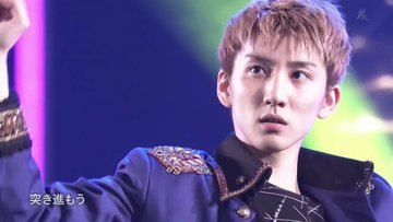 京本大我の髪型まとめ 短髪 金髪が最強 メッシュのやり方を真似したい アスネタ 芸能ニュースメディア