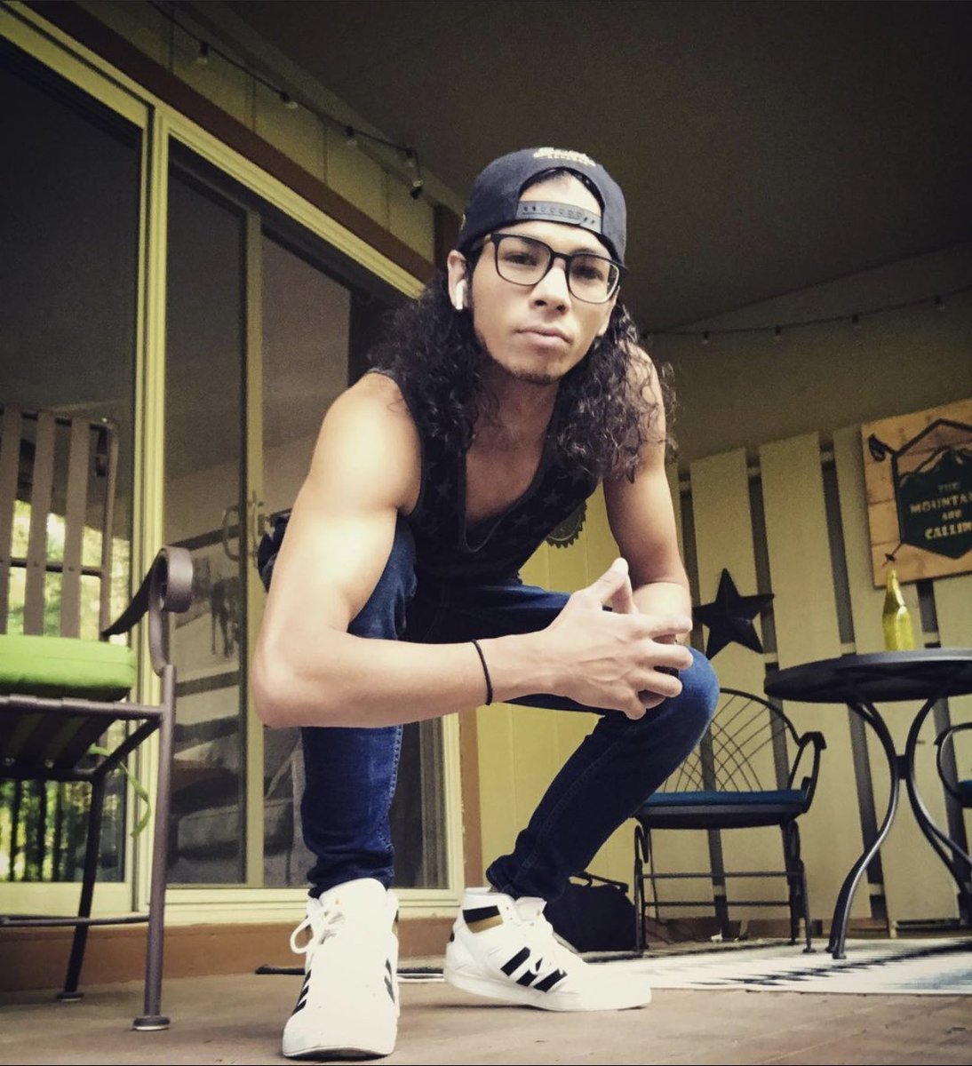 KingPitman88's tweet photo. Welcome @DevinLosoMusic to the @OURBrandMusic family https://t.co/BPAdLIM2ws