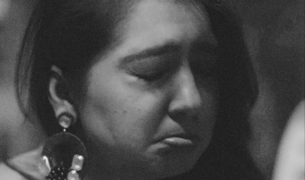 "bacchu, ladka bahut pyaar karta hai tujh se. soch na aaj tak teri harr zidd, har chahat puri ki na usne" #MereDadKiDulhan