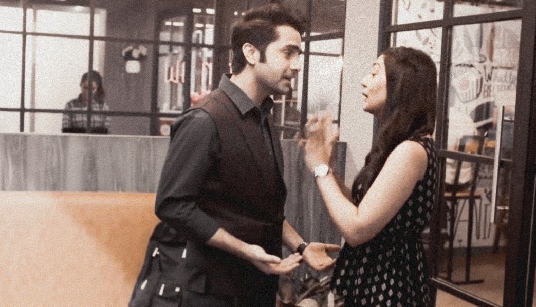 "bacchu, ladka bahut pyaar karta hai tujh se. soch na aaj tak teri harr zidd, har chahat puri ki na usne" #MereDadKiDulhan