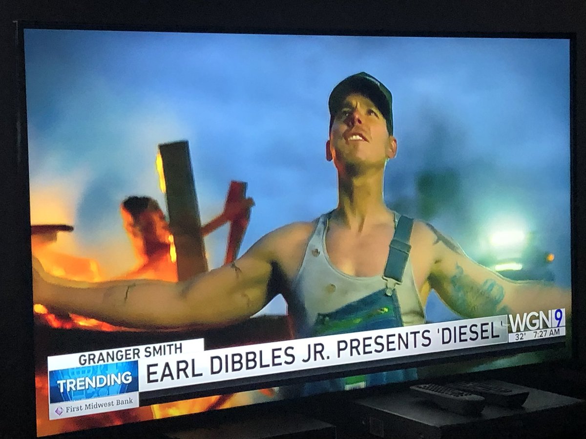 stephfaith24's tweet photo. .@GrangerSmith @EarlDibblesJr making the “Trending” segment of Chicago’s WGN news. They said “I don’t think he’s a Tesla or Prius kind of guy.” 😂 https://t.co/RbfJlBC7NV