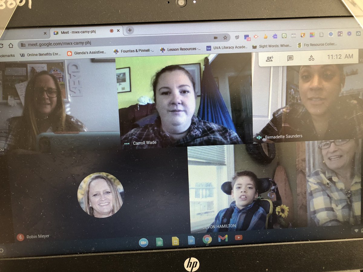rlmeyer6's tweet image. School spirit even during virtual learning! #plaidday #dolphinpod #theclesway