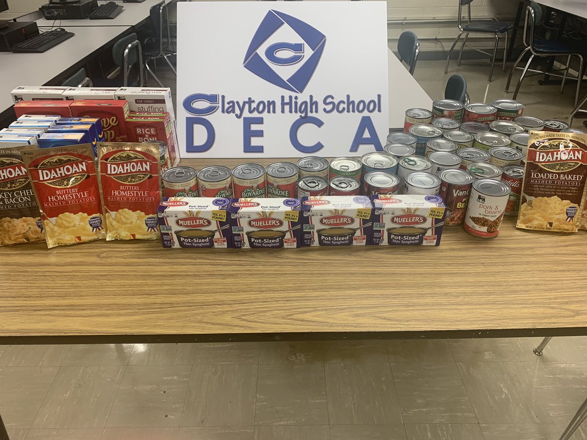 clayton_deca's tweet photo. Thank you to everyone who donated in the DECA chapter for the food drive we greatly appreciate you! @Clayton_Comets #cometscare #DECA2020 https://t.co/MQ5VySx5Jx