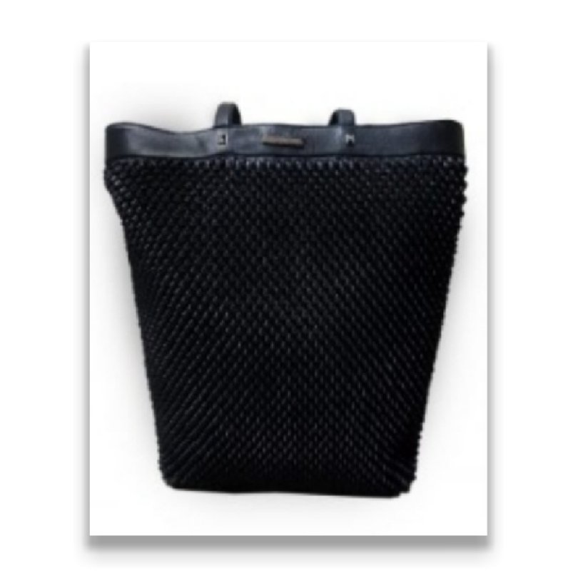 Leathertexuk1's tweet photo. Our famous Heeli's ladies bag collection is a must have. We have a variety of styles to chose from. Please visit https://t.co/QzfyR8hDuc to check out our collection #womenfashion #handbags https://t.co/DsAna8zKhw