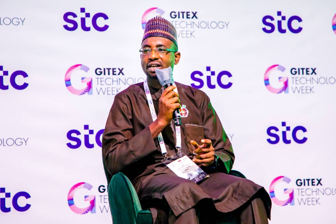 KashifuInuwa's tweet photo. Today, at our panel discussion I got a fascinating insight on how we can use Blockchain technology as a foundational technology to create and capture values in our economic and social systems as a Country. https://t.co/ghhVHkunM6