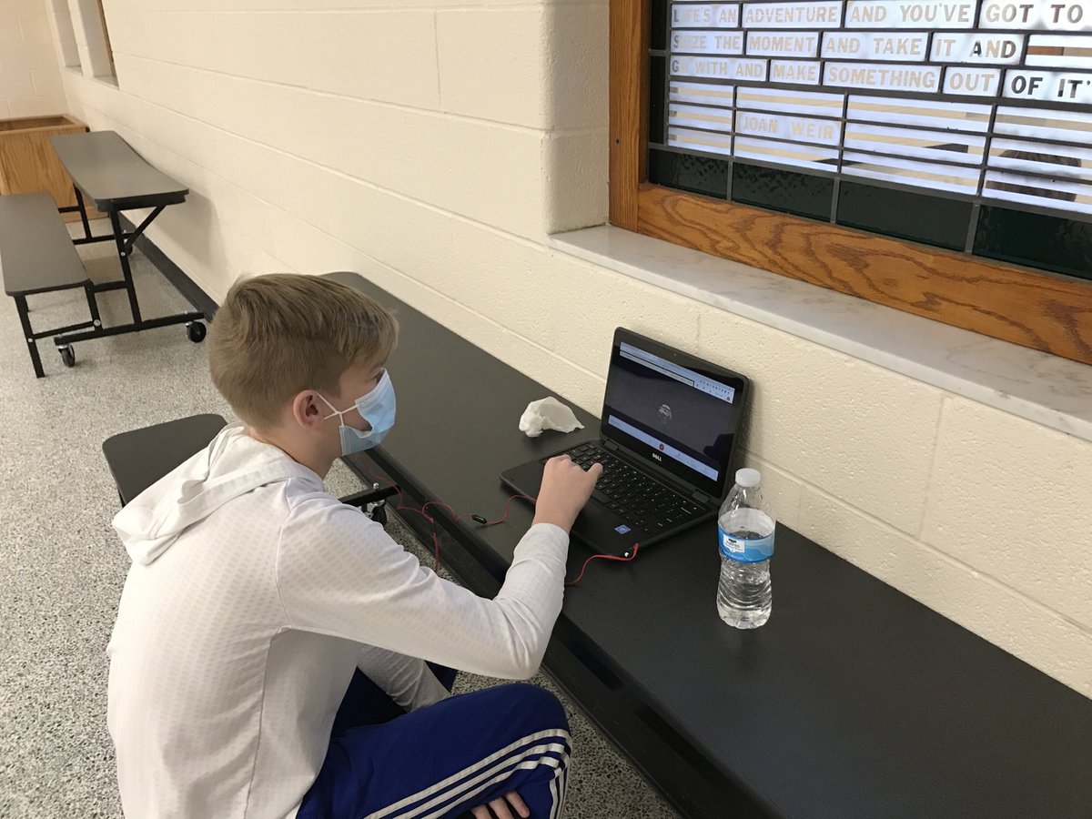 wrhsprincipals's tweet photo. Who says you can’t do group work in Hybrid Learning? Text Analysis projects in Honors 9 English https://t.co/oKNh5lp0LV