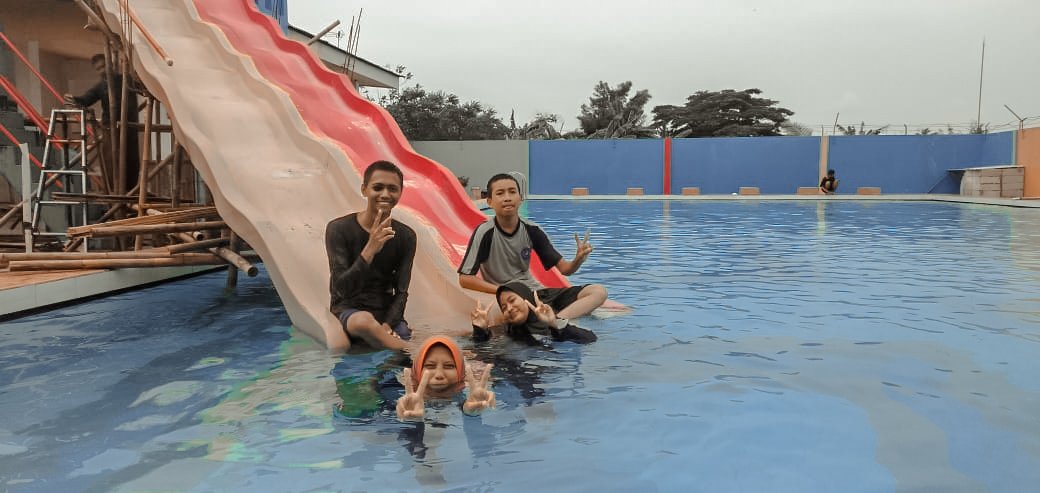 Adee15_'s tweet image. Byurrr🐳