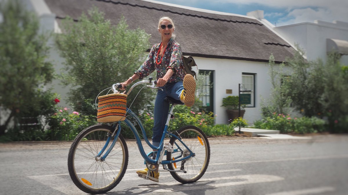 Detours to friends encounter to <a href="/MontaguCountryH/">MontaguCountryHotel</a> 
Found a diva on a bike in <a href="/McGregorAccomm/">McGCountryGetaways</a> #ShareSouthAfrica