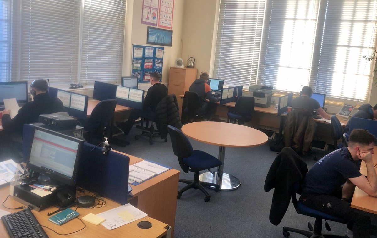 RACPD's tweet photo. Virtual learning continues in #Plymouth this week, with Debbie in Larkhill remotely teaching an ICT course 👏😀

@29_commando #personaldevelopment #ictcourse https://t.co/YE5MqXJ3cc