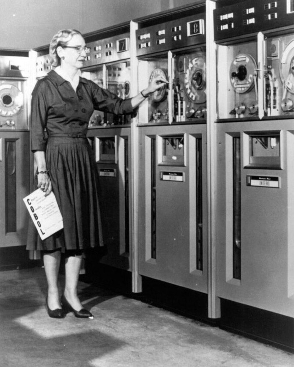 Computer science pioneer and United States Navy rear admiral Grace Hopper was born  #OTD in 1906. As far as I’m aware, she is the only person who has both a supercomputer and a US Navy destroyer named after her.Image: Computer History Museum