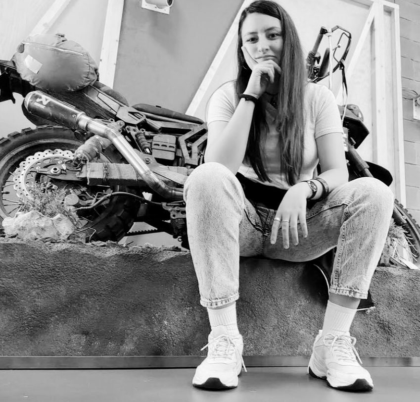mnglimpe's tweet photo. Gente!!!! 160 follows para llegar a 9,600 que es una meta que tenemos para el 15/12 Si llegamos junto con Ale @oacaceresv regalaremos 10 suscripciones al canal de @IreneFieldsYT LET’S GO https://t.co/wTtTSAPwTk #TopGamers9DIC #IreneFields #IreneTeQueremos rumbo a los 10k☯️✨ https://t.co/VUyfng2BKJ