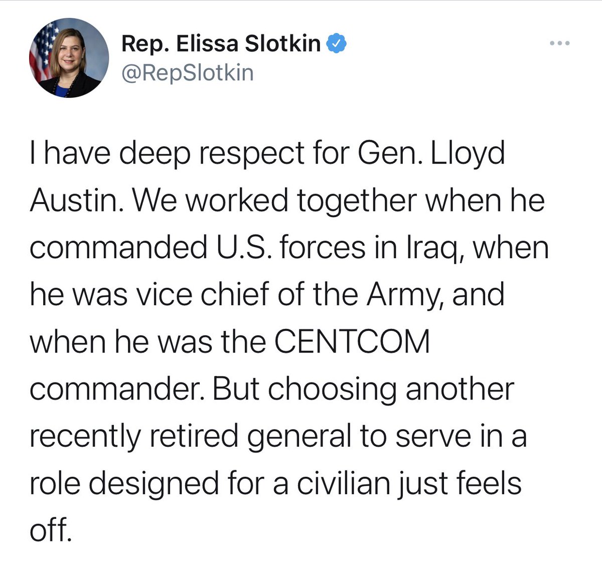 علي صعيد اخر، اختيار بايدن للجنرال اوستن مكلف سياسيا، لانه يستلزم الحصول علي استثناء تشريعي من مجلس الشيوخ لانه خرج من الخدمه منذ اربع سنوات، و بالتالي اقل من السبع سنوات المنصوص عليها قانونيا، مما اثار حاله جدل حول توازن العلاقات العسكريه المدنيه بسبب اللجوء لجنرال عسكري اخر.