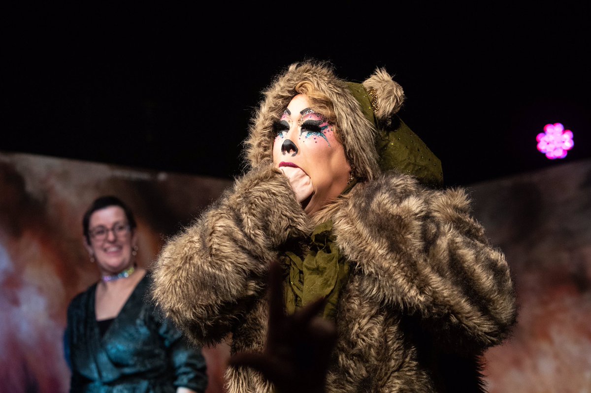theladsshow's tweet photo. We are so close you can almost taste us!!!!
Don’t miss out a glimpse of @LillySnatch @_bridgetheatre this December 
📸 @aliwrightphoto 

https://t.co/aTgVrunEpw https://t.co/k5zeIXyA07