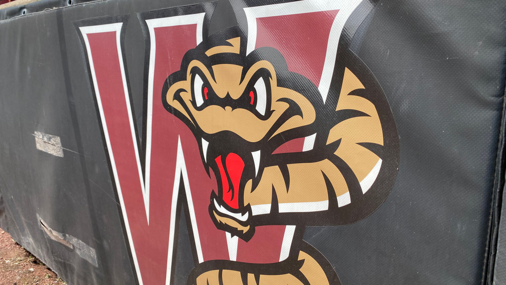 fox11news's tweet photo. The #Brewers are inviting the Wisconsin Timber Rattlers to move up a level in the organization for the 2021 season. https://t.co/wObwgBwvAq #TRatNation https://t.co/BsFYeZRNgb