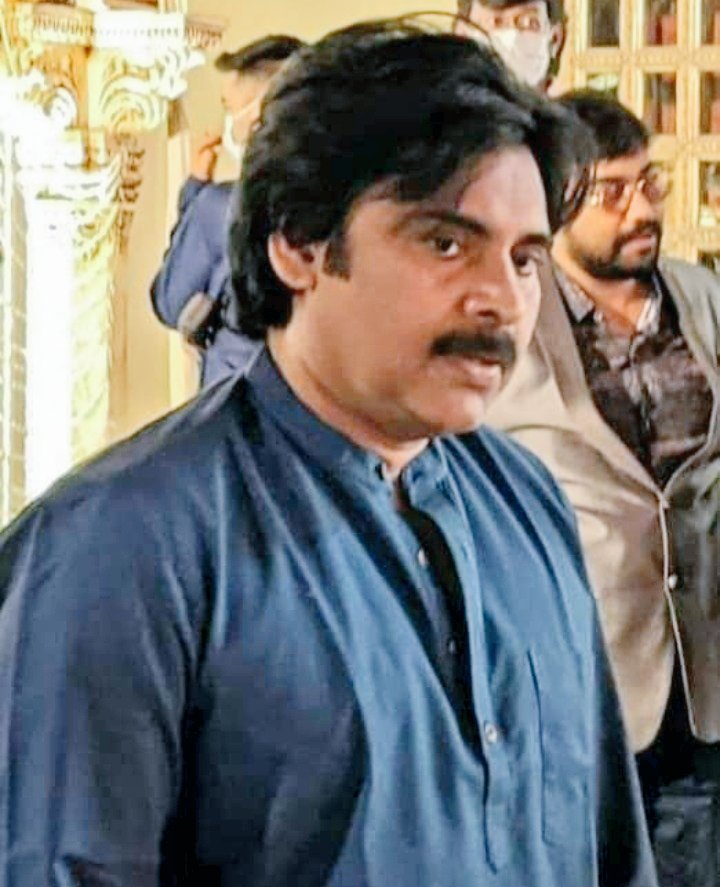 Eoz_ma2VEAAr5Gi?format=jpg&name=900x900