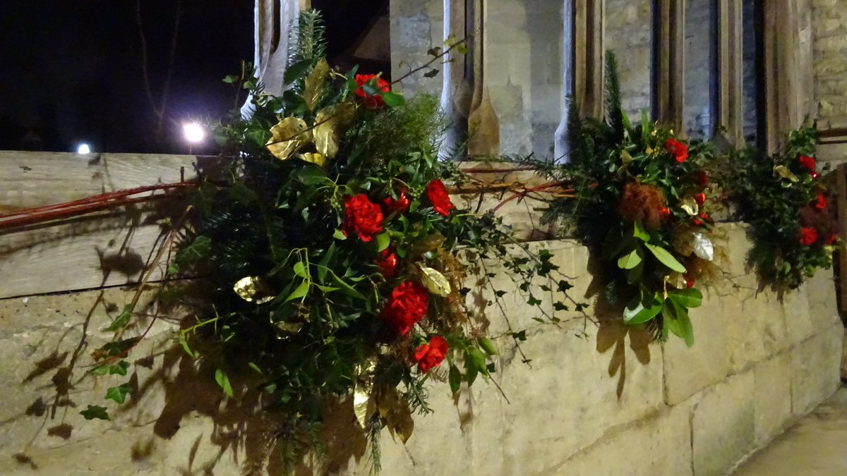 SlCathy's tweet photo. #AnimalsInChurches #winterinchurches
Dorchester Abbey (porch) last year, dressed up for a splendid concert. https://t.co/JaJW6KjwMC