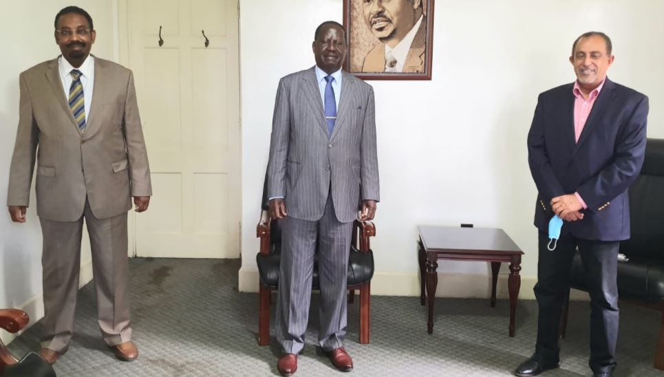 3/12 In May, Farah Maalim met Raila Odinga and aspiring coast governor Suleiman Shahbal who requested him to rally for postponement of the case, which if Somalia wins the Kenya coastal people will be most affected. Farah convinced Farmaajo to consent to this ulterior motive.