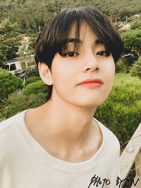 taehyvngpics's tweet photo. https://t.co/9ggnzgSnoU