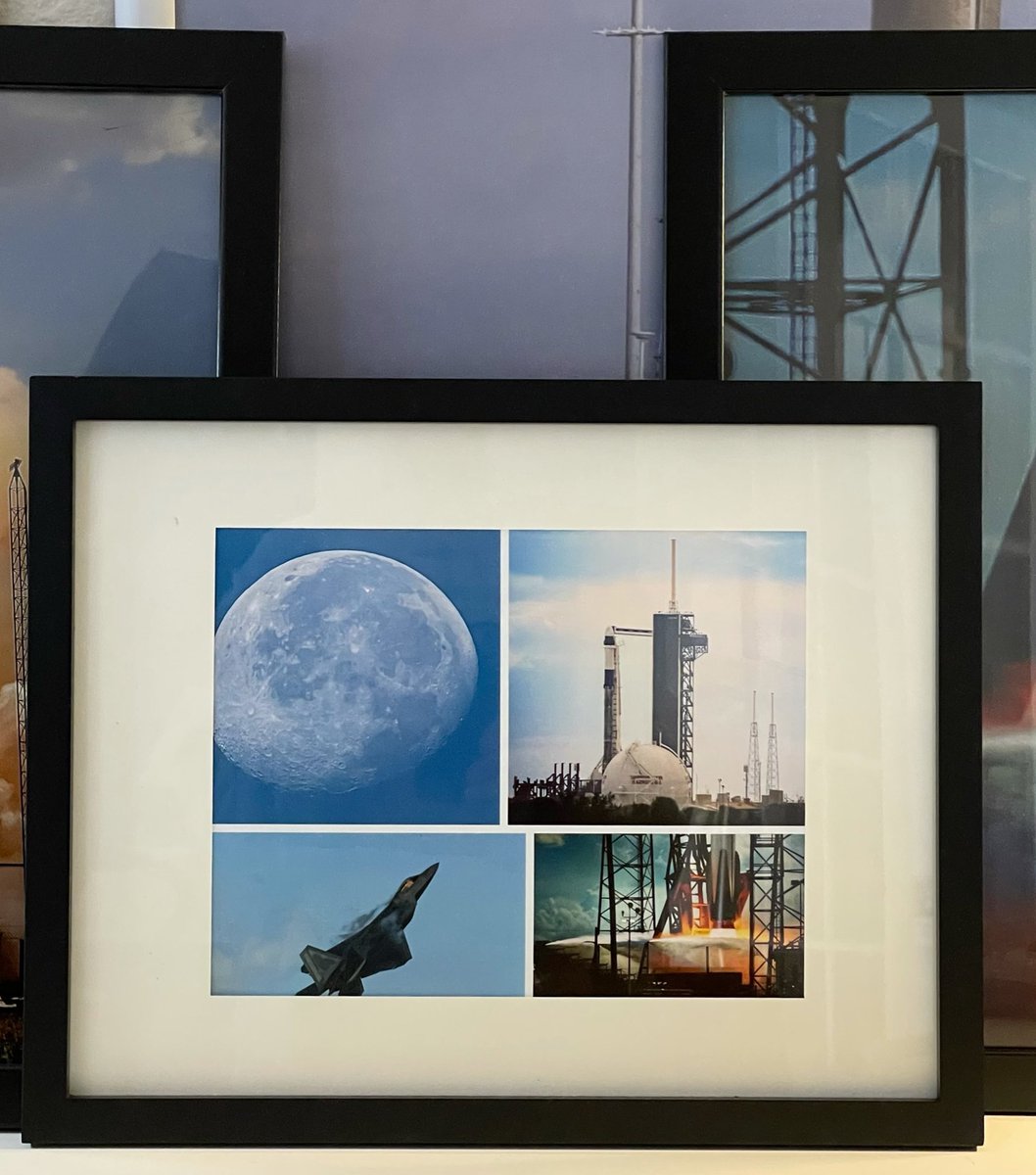theresacross_'s tweet photo. From my โalways looking upโ collection ... 2020 has tilted my view ๐ค๐ธ #Astrophotography #moon #Rocketbooster #rocketphotography #airshows #planespotting https://t.co/iWq7xwKKYk