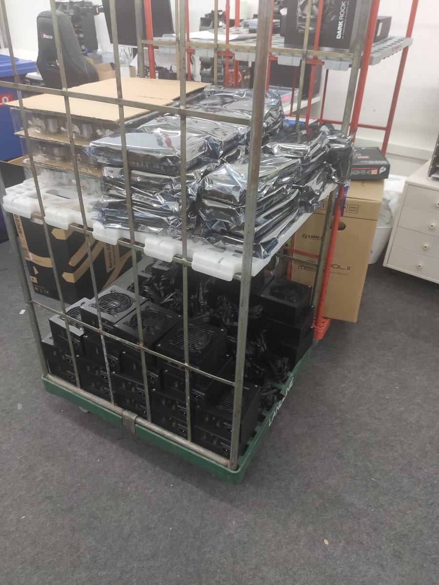 HardwareRat tweet media