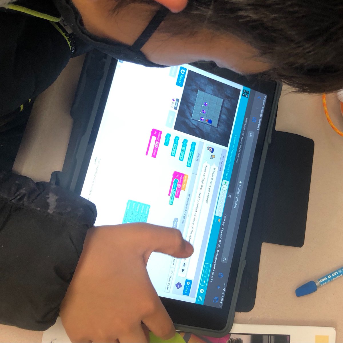 castelartechOPS's tweet photo. Every year our students just love love love the Hour of Code.  The way these kids work through their algorithms and problem solve is a joy to watch.  A true highlight of the year.  #HourOfCode #OPScodes #OPSProud https://t.co/wNgJV8rD9k