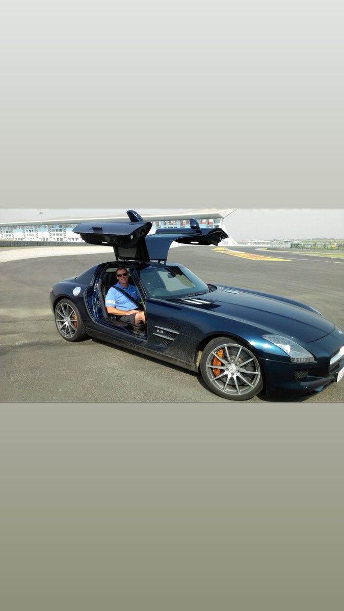 littlemzlethal's tweet photo. Happy birthday to the best daddy in the world ♥️🌎 @f1springy x x x x x x x https://t.co/1qO9Op9p1F
