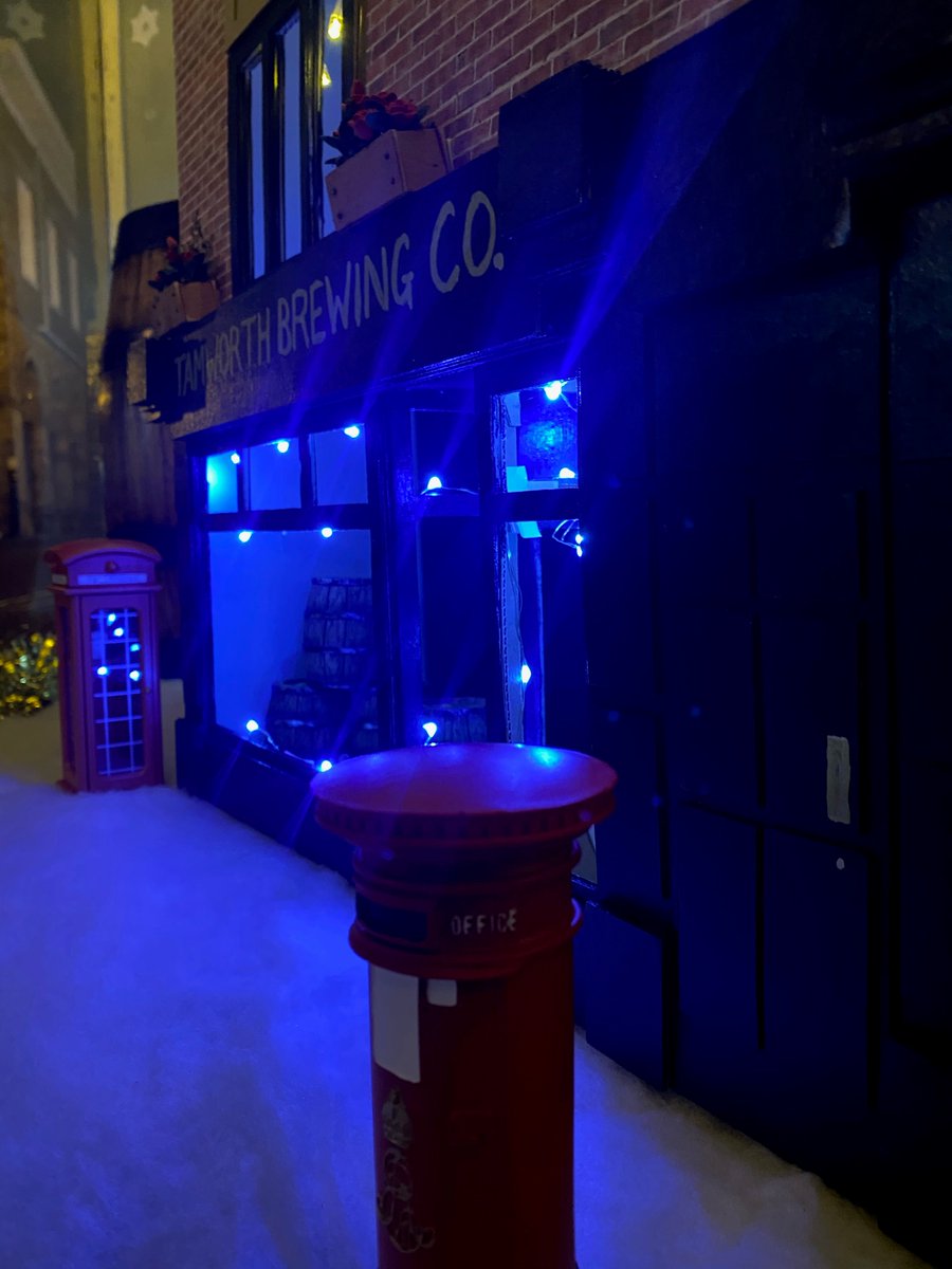 visittamworth's tweet photo. The fantastic Festive Window displays keep on coming! Thank you to the Tamworth Tap for this amazing effort. 😃
Voting opens this Friday, 11th December. Please head over to our Facebook page to vote for your favourite. 👍
#FestiveWindows #TamworthIsOpen https://t.co/Y5jvZOGRFq