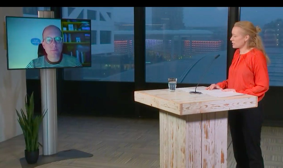 U CREATE bracht partijen samen vertelt <a href="/klaasjanbolt/">klaasjanbolt</a> van  <a href="/uzelf/">Uzelf</a> zoals met @macslager  voor het Incontinentie project en met <a href="/NaomiJansen8/">Naomi Jansen</a> van de Voedselpotheek over de wisselwerking tussen voeding en nachtrust.