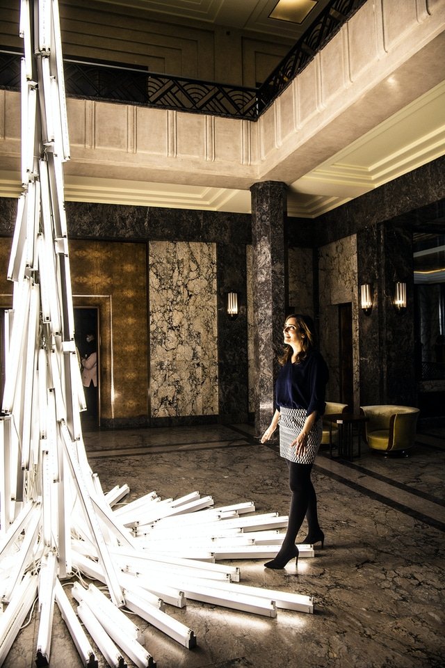 In <a href="/BRUZZbe/">BRUZZ</a> deze week: 'Het Museum van de Troost' met interview van <a href="/LoumaSalame/">Louma Salamé</a> over de tentoonstelling #TheLightHouse', 'die letterlijk licht brengt in duistere tijden.' 💡
Met dank aan Michaël Bellon en Saskia Vanderstichelen.