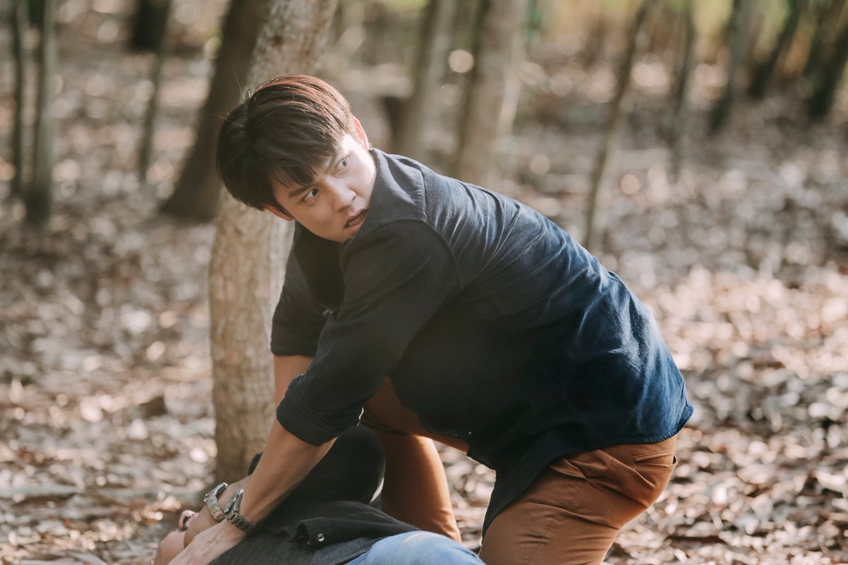 SonixBoom2013's tweet photo. อิพี่โคตรเท่ #ตราบฟ้ามีตะวันep13 https://t.co/5tj87iG45o