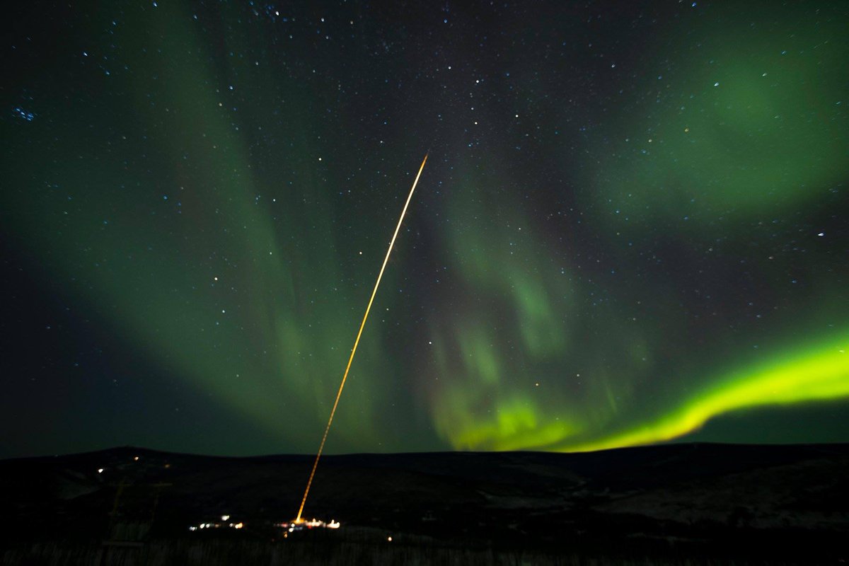 LeonardoISAST's tweet photo. For #AGU20 as inspiration of the day the documentary media project ‘Into the aurora’ (2020), following the Aurora Borealis’ explorations of Eric Adamsons and Heins Kim. How does the natural phenomenon look from within? https://t.co/sXKjuVQtpL #ArtAtScience, #FlourishingSalons https://t.co/V0wERFktBo