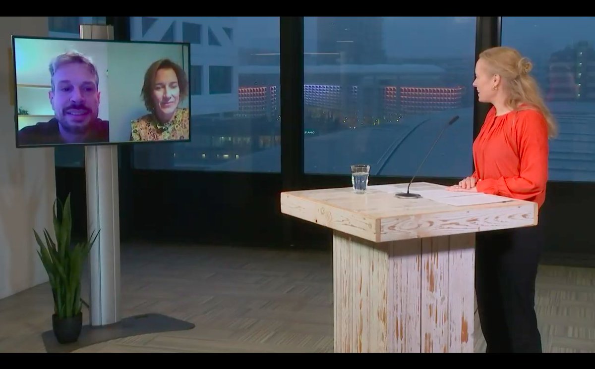 U CREATE ontwikkelde samen met <a href="/sanderhermsen/">Sander Hermsen</a>  <a href="/HU_Utrecht/">Hogeschool Utrecht (inactief)</a> en een aantal ontwerpburo’s @DesInnGro  de toolkit Behavioural Lenses. 
Om onderzoekskennis over ontwerpen voor gedragsverandering te vertalen naar de praktijk.
En gedrag door verschillende brillen te bekijken.