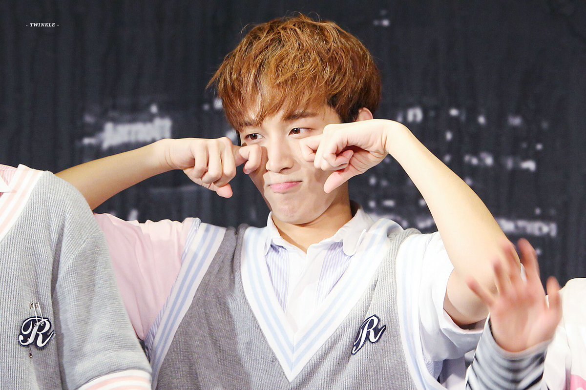 twkl_sk's tweet photo. 승환아 생일 축하해🐻‍❄️💛
#로미오 #ROMEO #승환 #SEUNGHWAN #맏내 @teamct_romeo https://t.co/kMl4VONxEi