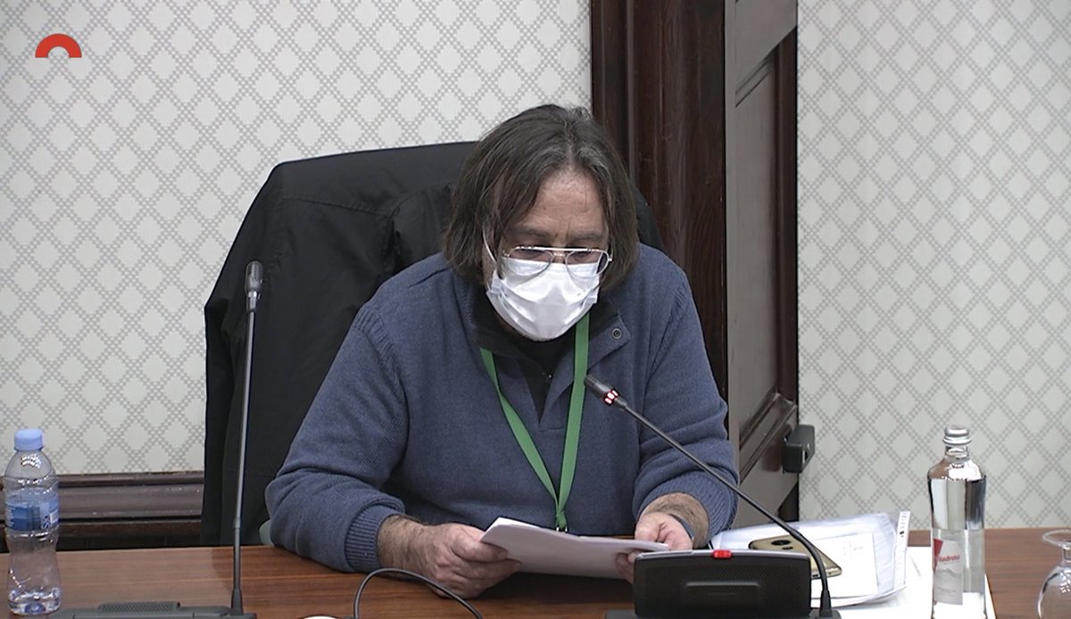 AjRipollet's tweet photo. L’alcalde @jmosunalopez i membres de l’Ajuntament de #Ripollet, han acompanyat avui, com a mostra de suport, als representants del comitè d’empresa de #Sintermetal, que compareixen davant la Comissió de Treball, Afers Socials i Família del @parlamentcat. https://t.co/JnbwSxkzHK