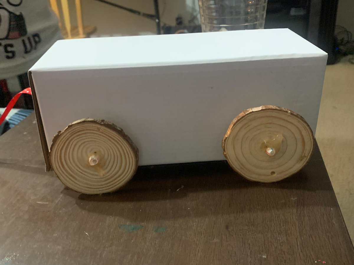 ColtsArroyo2's tweet photo. Virtual and in person students practiced force- push and pull by completing a STEM project. Students chose from a push-matchbox track/ramp or a pull car.  @NISDFranklinES #kfeproud https://t.co/gD9KE7UWy6