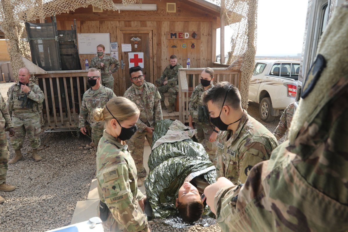 MNNationalGuard's tweet image. Soldiers with the @mnnationalguard 2nd Battalion 135th Infantry Regiment, participated in a joint medical evacuation exercise recently with French Forces based in Djibouti, Africa, in an effort to streamline medical evacuation processes between the two partner nations.