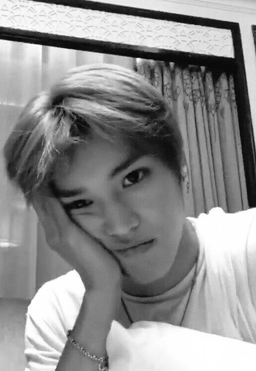 jongminyix's tweet photo. my baby #TAEYONG and i .
we are tiny and we love cuddle 💖
  
  #NCTzenSelcaDay @NCTsmtown_127 https://t.co/eAjcGTwIhk