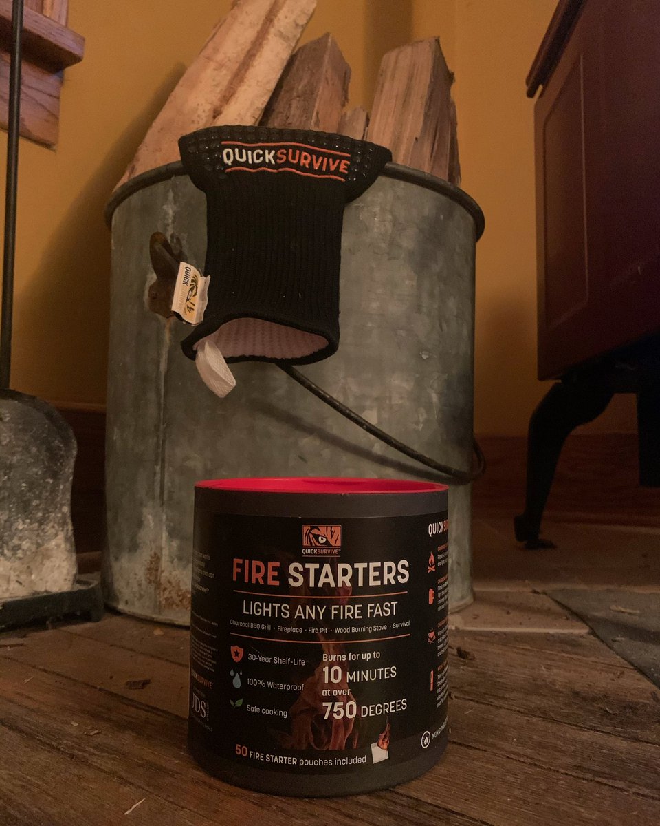 QuickSurvive's tweet photo. Living it up on a Wednesday🪵🔥
#FireStarters #FireWood #QuickSurvive https://t.co/k63xxnpXVI