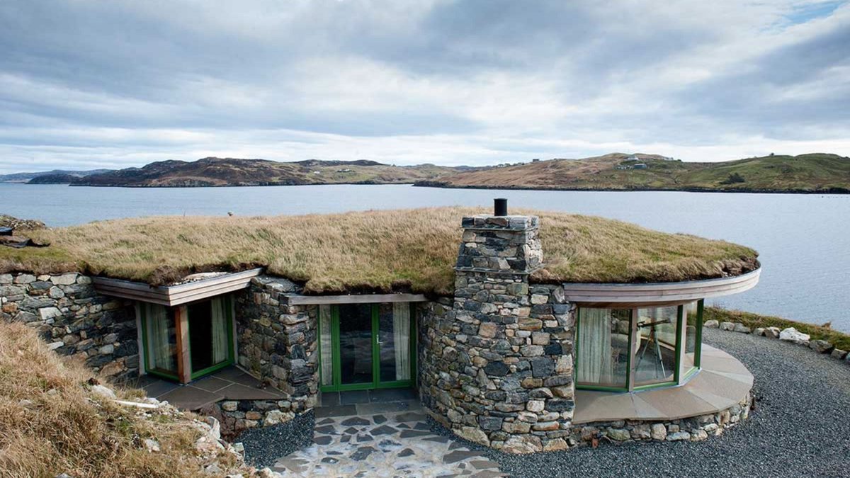 Interested in designing your dream home? Or just curious about how it all works? Get in touch and we’ll be happy to chat: bit.ly/33UMtSb.

We’re a friendly bunch, honest!