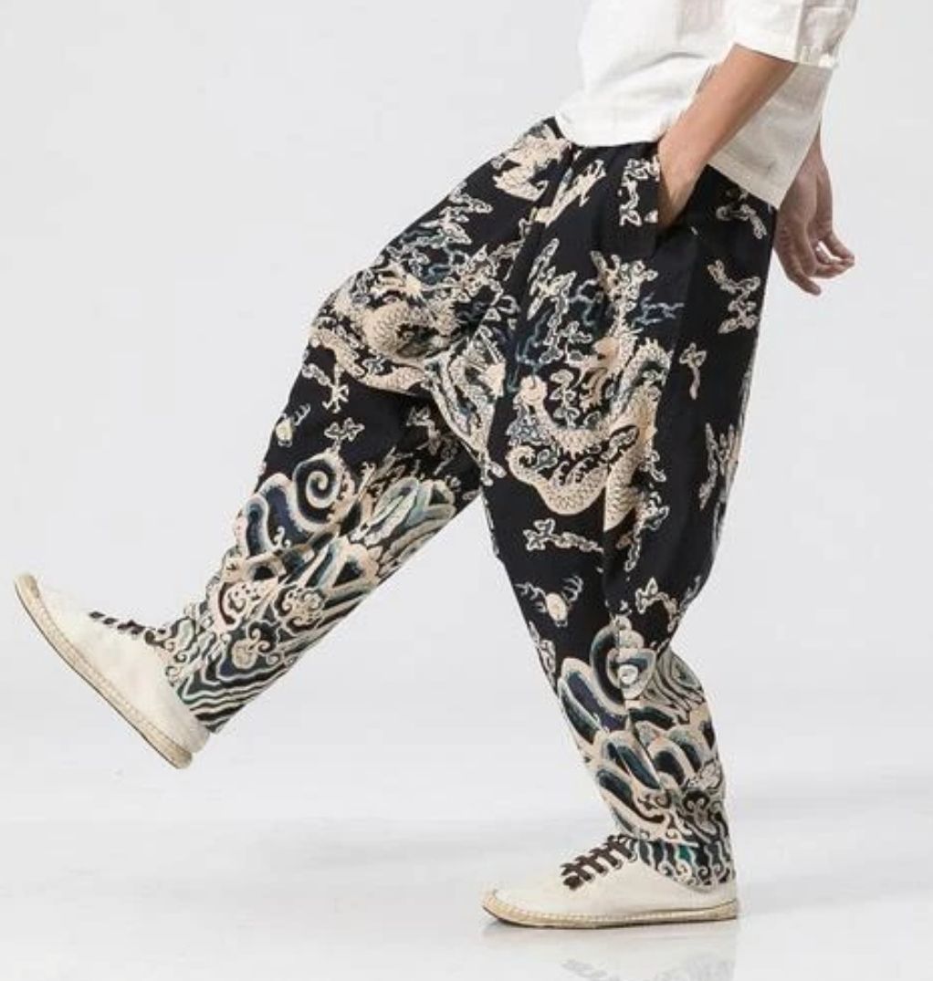 communitycomcom's tweet image. Men’s Street Style: Harem Pants

Throughout the decades, Harem pants are a staple closet piece that just keeps coming back. 

Learn more here 👉👉 bit.ly/2JPLJXx
Shop here 👉👉 bit.ly/37NApTN

#BruteImpact #BruteImpactFashion
#BruteImpactBlog #HaremPants