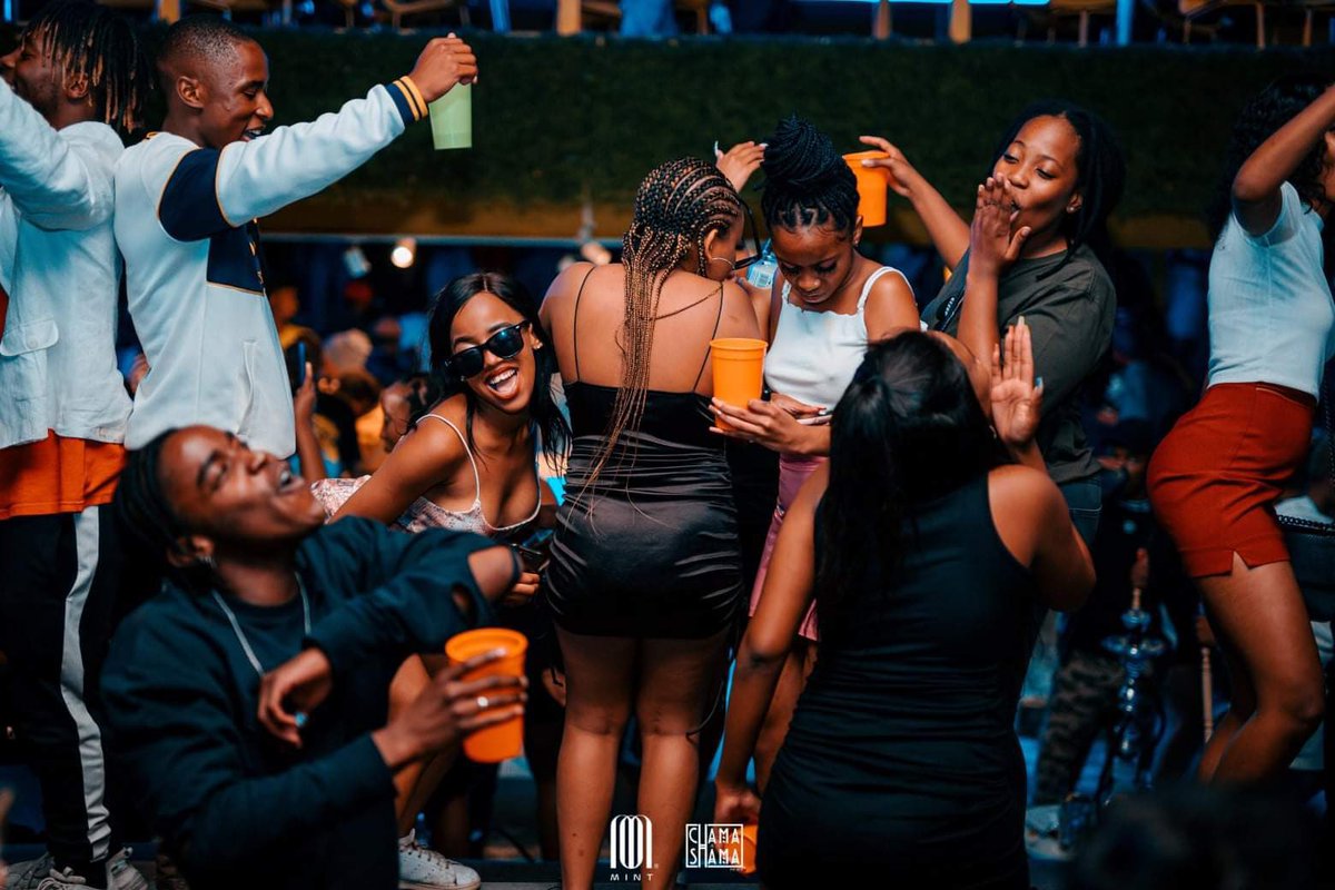 kirstyxgoordeen's tweet photo. Guys! #MintFridays are something else😭🥵🥵
Every Friday we make sure it falls at #MintFridays!🚀Join us this Friday to be apart of the memories #MadeInMint https://t.co/ZJBPZIQpZA