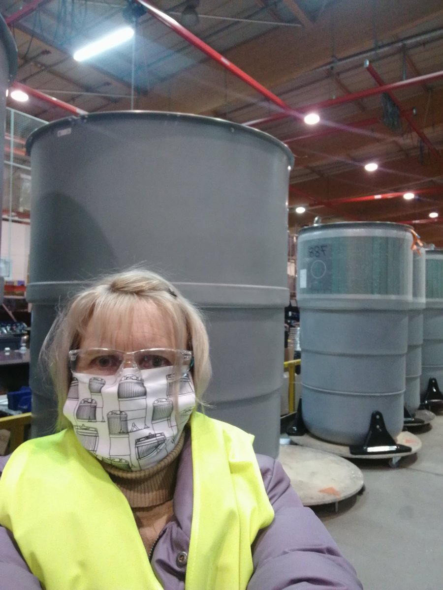 SarittaDuhamel's tweet photo. We are still at full speed before the year end's festivals.
#Molok #semiunderground #deepcollection #wastecontainer #waste #trash #work #triselectif #dechets #basura #wadtecollection https://t.co/bhmTXXKkg5