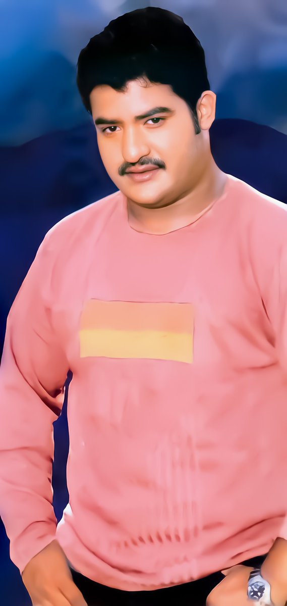 HariiTarak's tweet image. Good Night 🌃 Tarakians Have A Nice Sleep
#subbu movie unceen HD still
#NTR #KomaramBheemNTR @tarak9999 
HD wall link : t.me/joinchat/AAAAA…