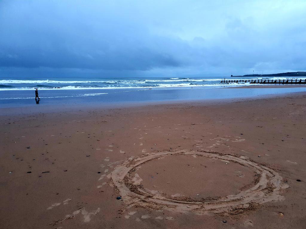 Obscurity of the day = Twilight Baguazhang at the Beach

☯️ 👊 ❤

#Baguaatthebeach #baguazhang #bagua #internalmartialarts #Gongfu #gongfa #Neigong #jibengong #Aberdeen #scotland #ruyischool #playbagua #playtaiji
