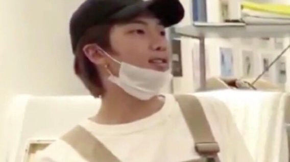 he will be talking and suddenly he will do this face. doesn't mean anything but he will just do it