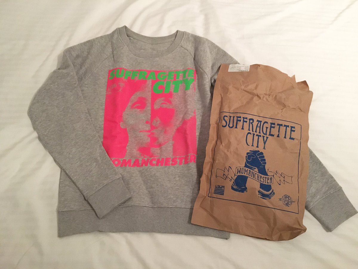 KatiePaddockPhD's tweet photo. Check out my awesome Suffragette City sweatshirt!! Proceeds are going to charity. Even the packaging is ace!
πππ
#suffragettecity #suffragettecitymcr #smallbusiness #manchester #emmelinepankhurst #womanchester #pankhurst #womensinstitute #iamwi https://t.co/mZnCbsvryN